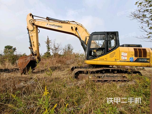 柳工CLG920E挖掘机