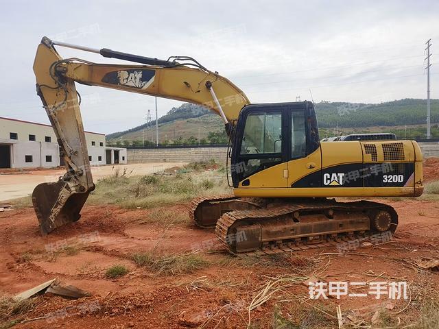 卡特彼勒320D液压挖掘机
