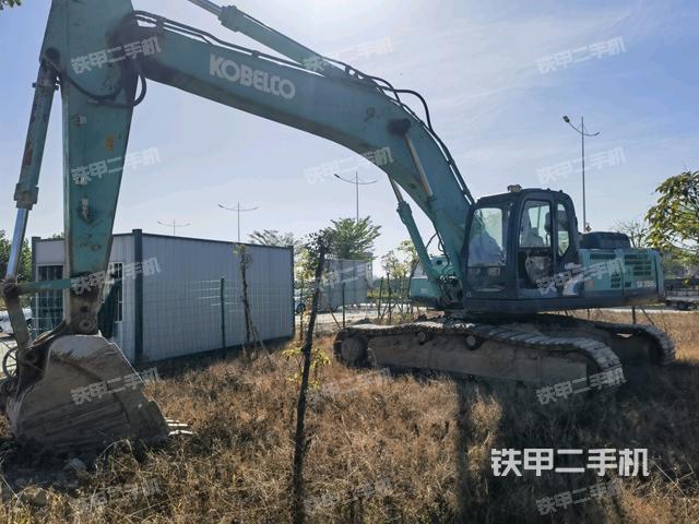神钢SK350LC-8挖掘机