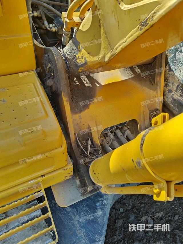 大臂根部 斜视（工作和回转装置）