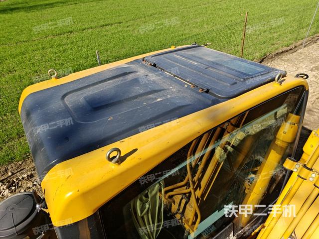 驾驶室顶部俯视（上车部件）