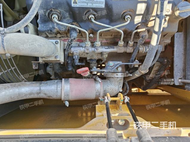 气门室盖螺丝特写（上车部件）