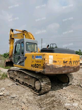 广州加藤HD820R挖掘机实拍图片