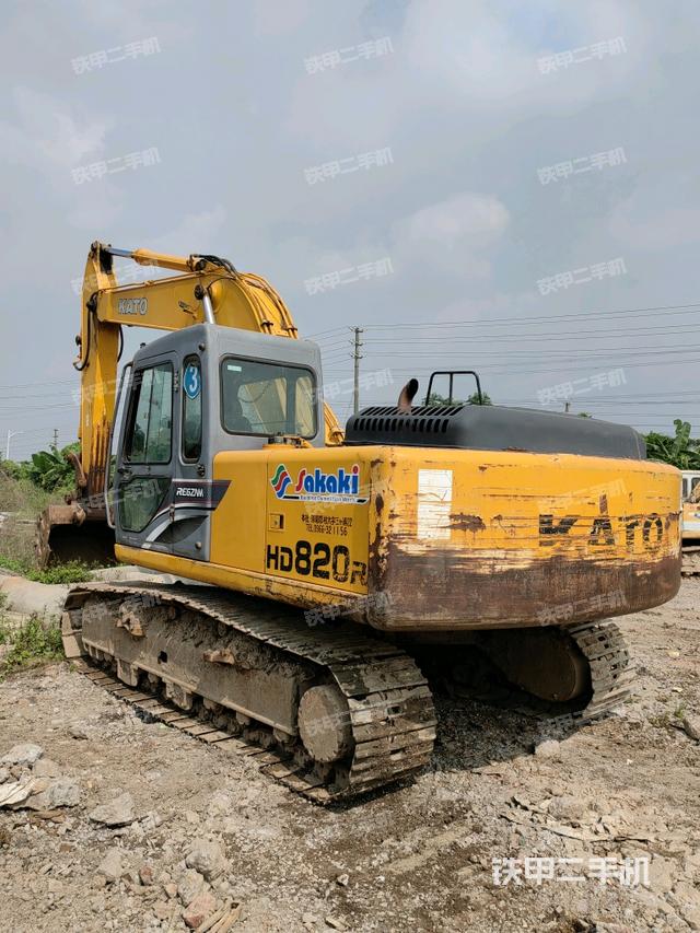 加藤HD820R挖掘机