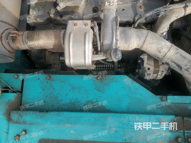 气门室盖螺丝特写（上车部件）