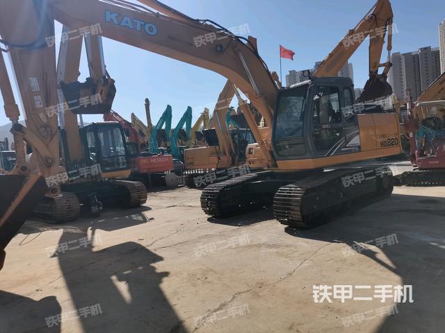 加藤HD820-6挖掘机
