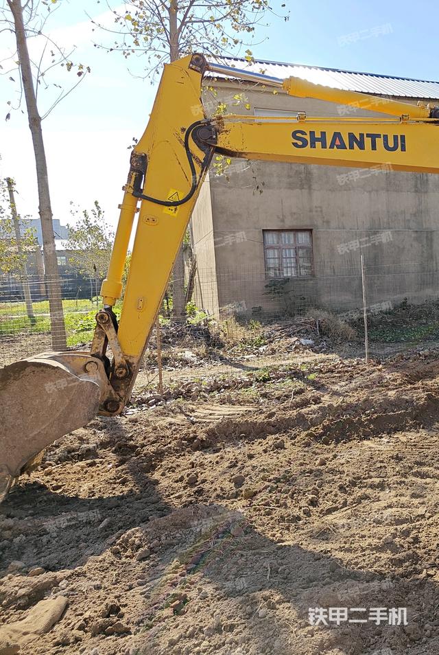 小臂整体左后（工作和回转装置）