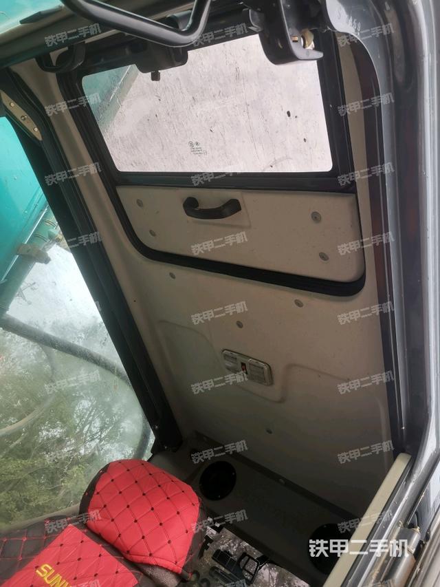 顶棚整体（驾驶室部分）