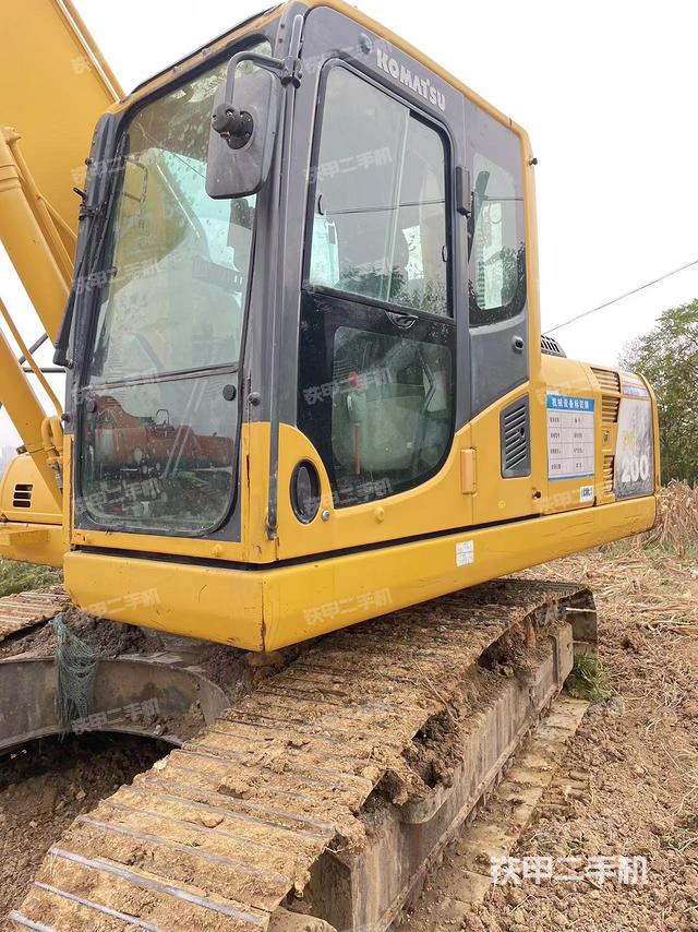 驾驶室整体（整机外观）