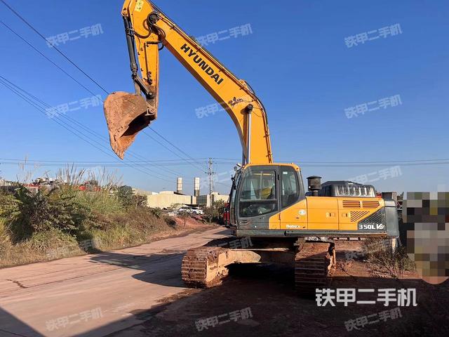 现代R350LVS挖掘机