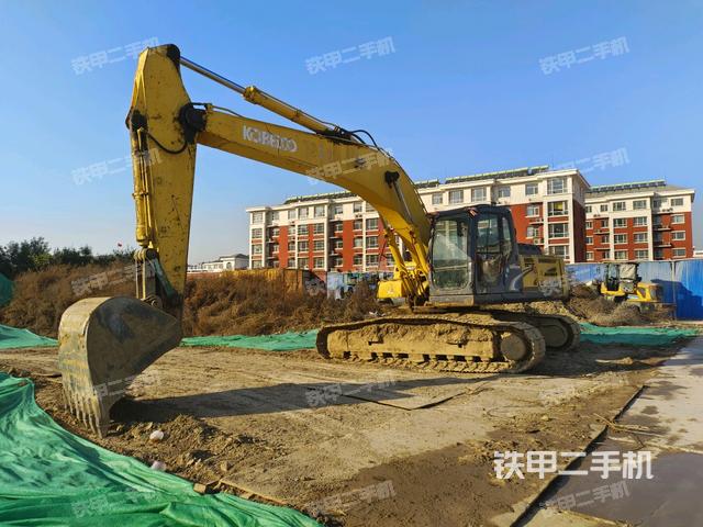 神钢SK260LC-8挖掘机