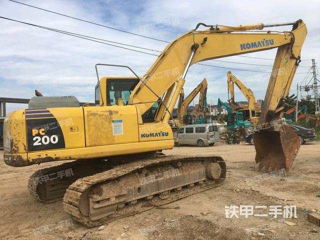 小松PC200-8挖掘机