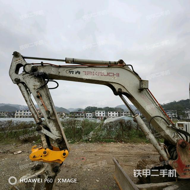 大臂整体 右侧(工作和回转装置) 大臂整体 右侧(工作和回转装置)