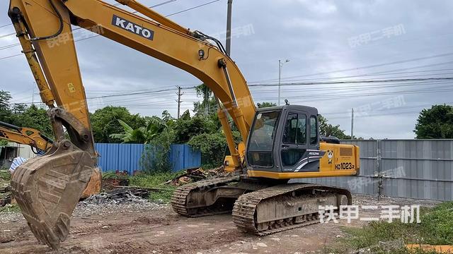 加藤HD1023R挖掘机