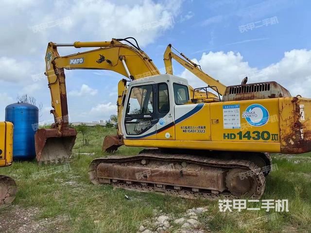 加藤HD1430III挖掘机