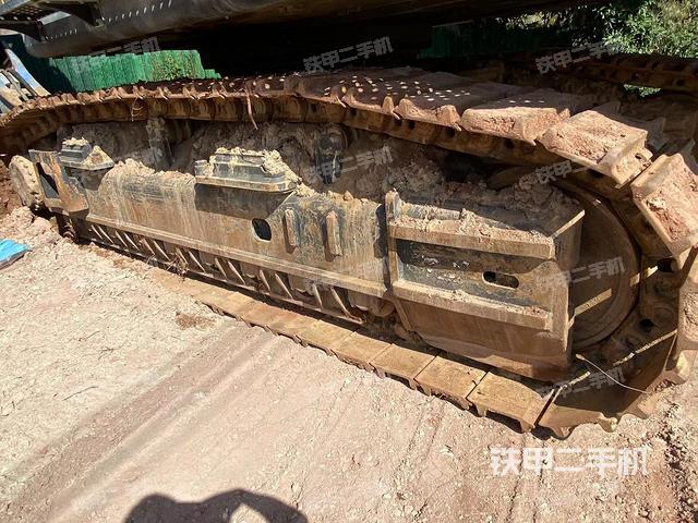 单侧履带整体（整机外观）