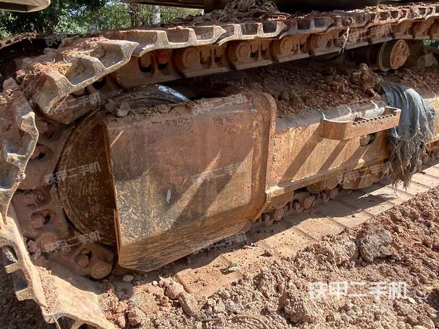 单侧履带整体（整机外观）