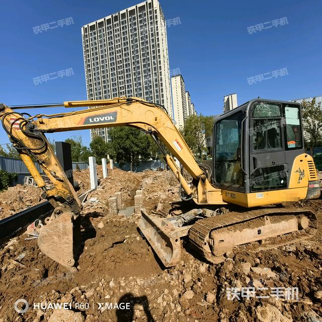 雷沃重工FR60E挖掘机