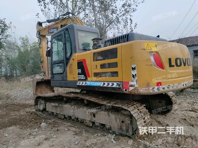 雷沃重工FR220E挖掘机的设备实拍-第3张实拍照片