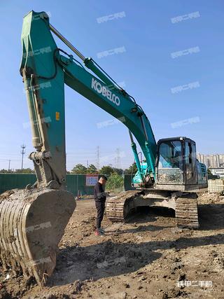 江苏-常州市二手神钢SK200-10挖掘机实拍照片
