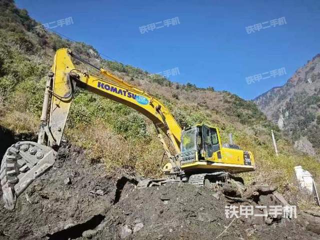 小松PC360-8M0挖掘机