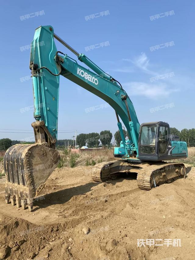 神钢SK350LC-8挖掘机