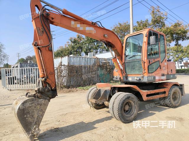 新源XY75W-8挖掘机