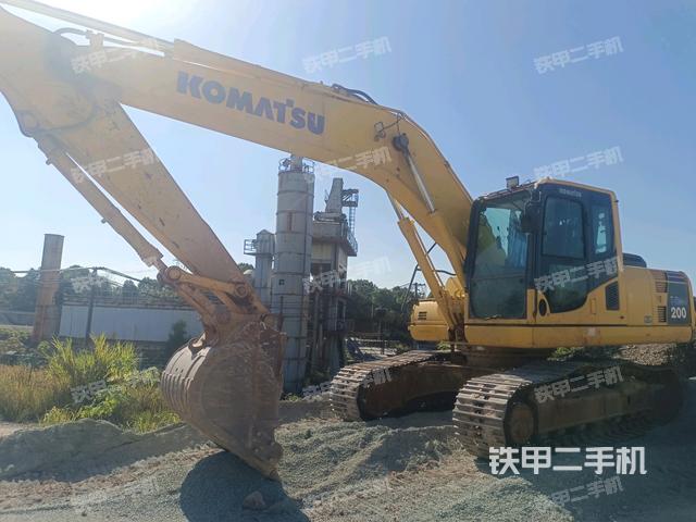小松PC200-8M0挖掘机