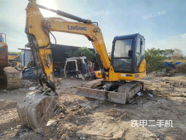 柳工CLG9055E挖掘机