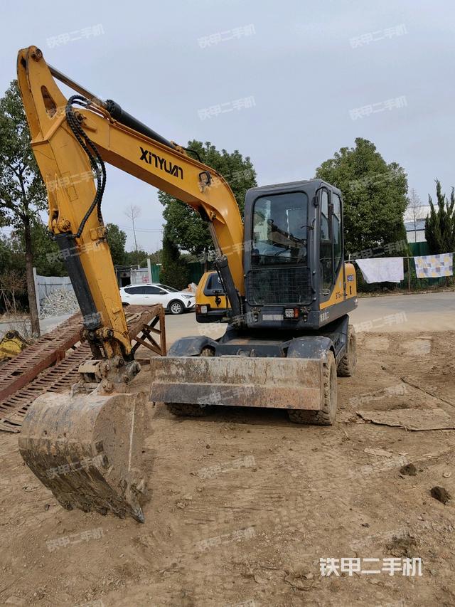 新源XYB75W-9挖掘机