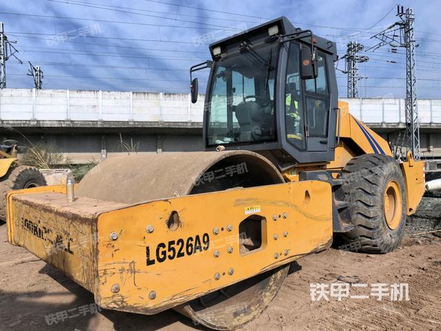龙工LG520A9压路机
