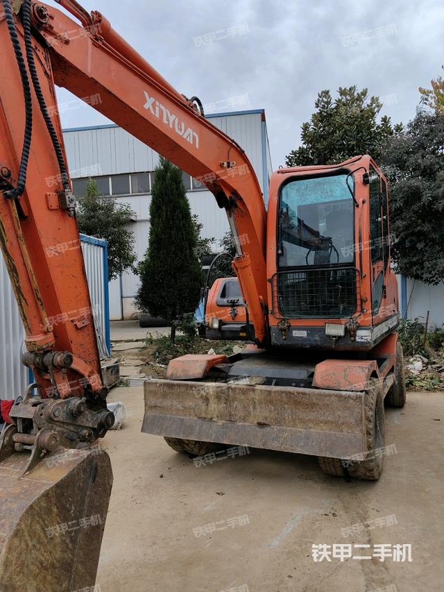 新源XY75W-8挖掘机