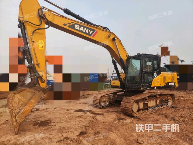 三一重工SY200C挖掘机