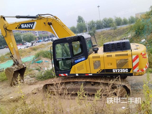 驾驶室整体（整机外观）