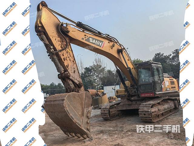 三一重工SY375H挖掘机
