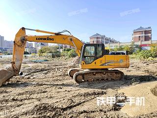 龙工LG6215挖掘机实拍图片