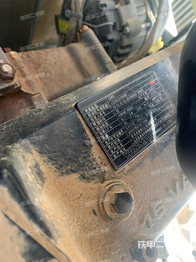 駕駛室整體（整機(jī)外觀）