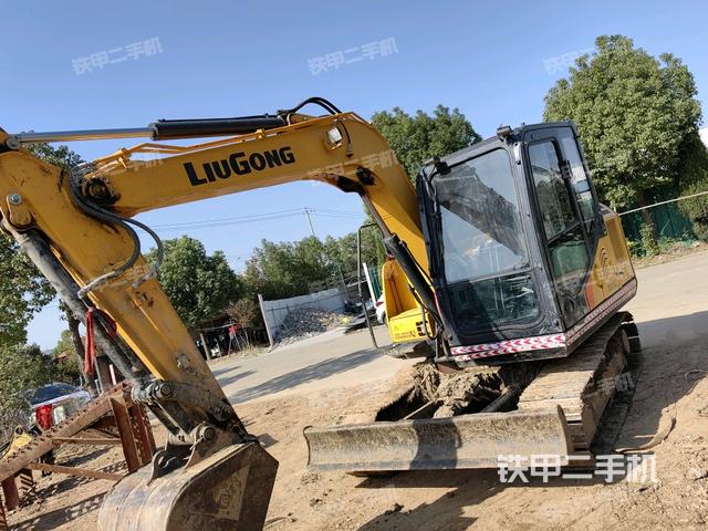 柳工CLG9075E挖掘机
