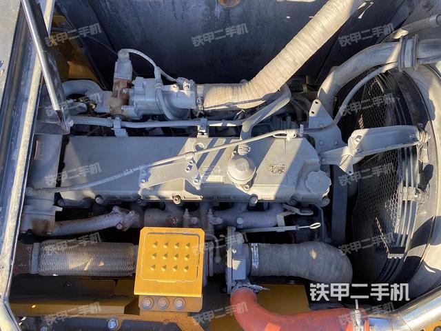 發(fā)動(dòng)機(jī)整體俯視（整機(jī)外觀）