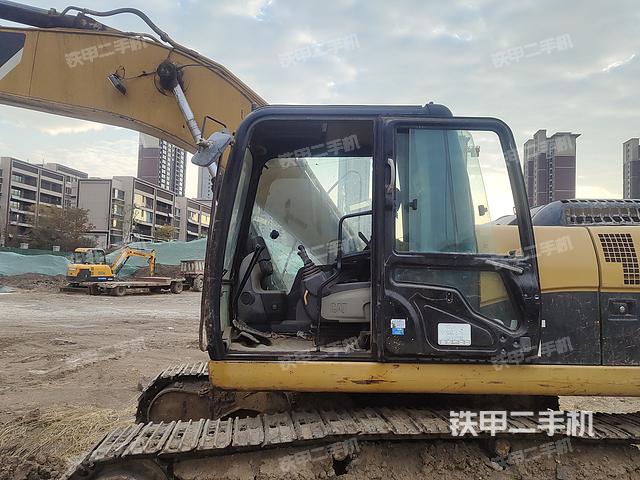 駕駛室整體（整機(jī)外觀）