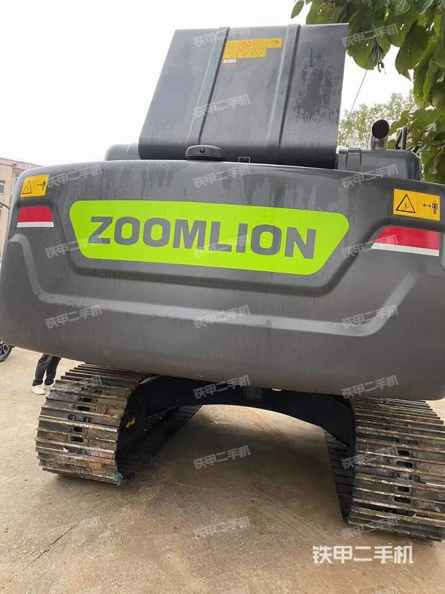 駕駛室頂部（整機(jī)外觀）