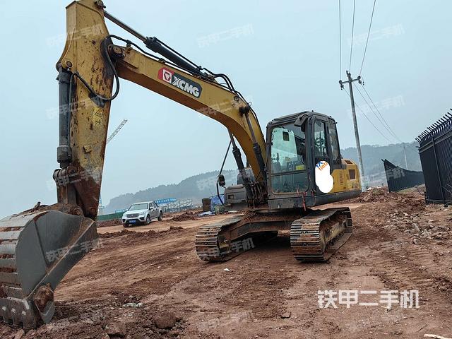 徐工XE135D挖掘机