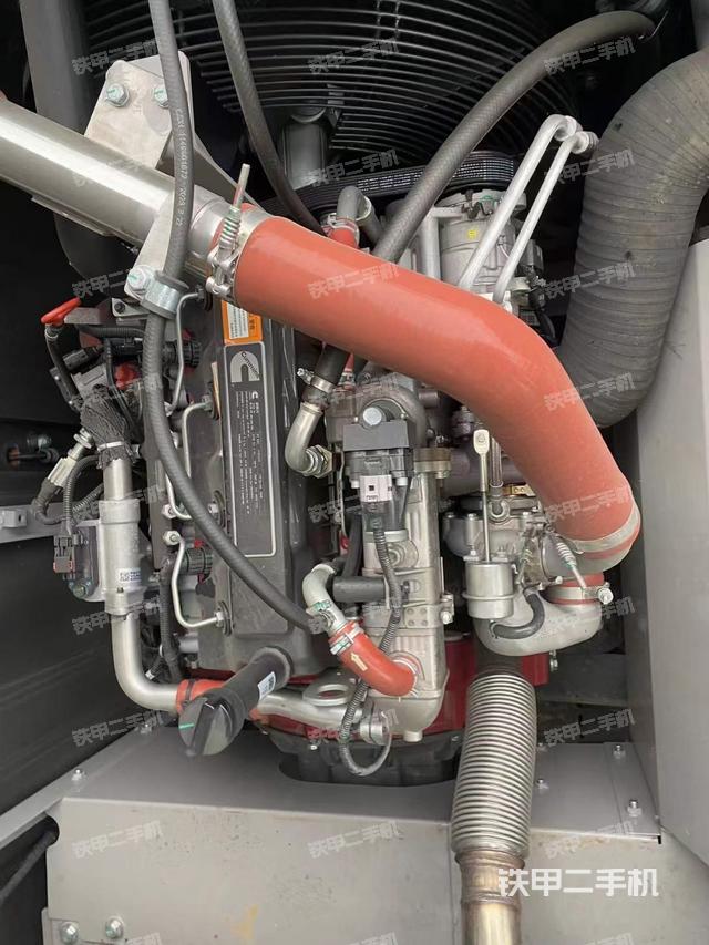 發(fā)動(dòng)機(jī)整體俯視（整機(jī)外觀）