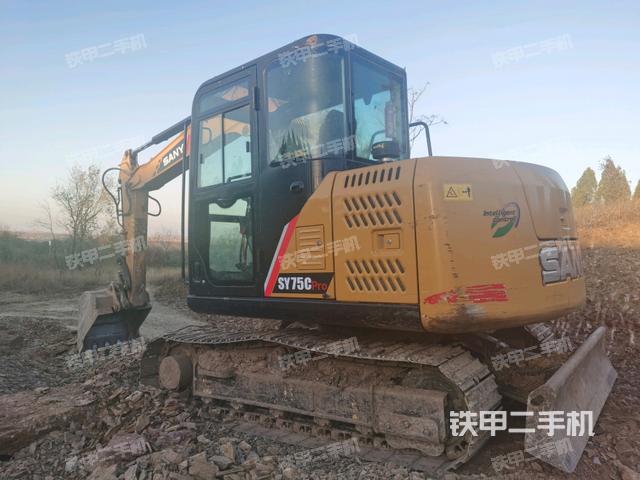 三一重工SY75C挖掘机
