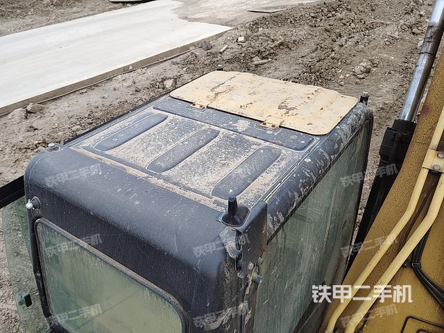 駕駛室頂部（整機(jī)外觀）