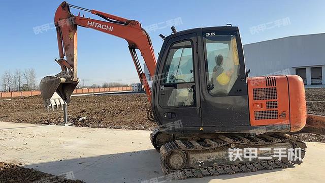 駕駛室頂部（整機(jī)外觀）