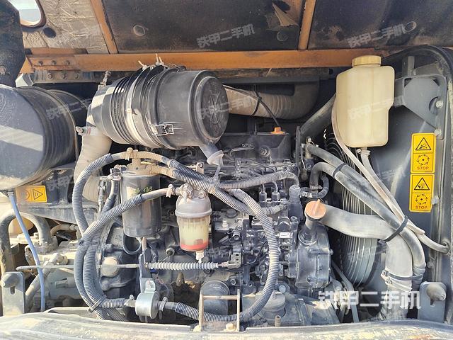 發(fā)動機整體俯視（整機外觀）