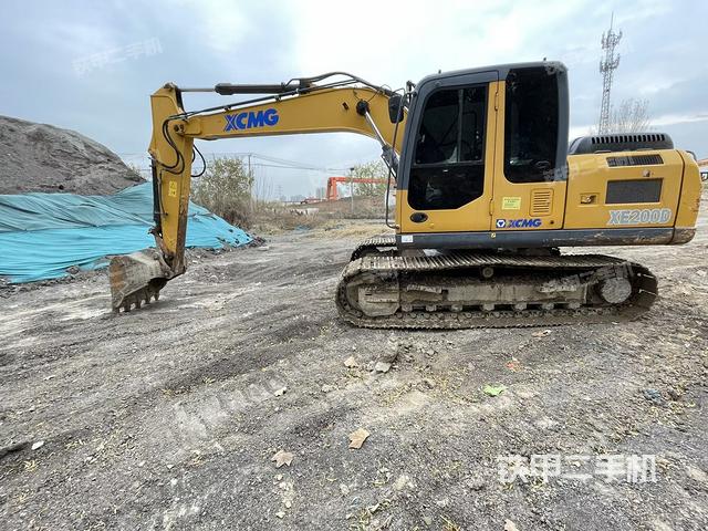 徐工XE150D挖掘機(jī)