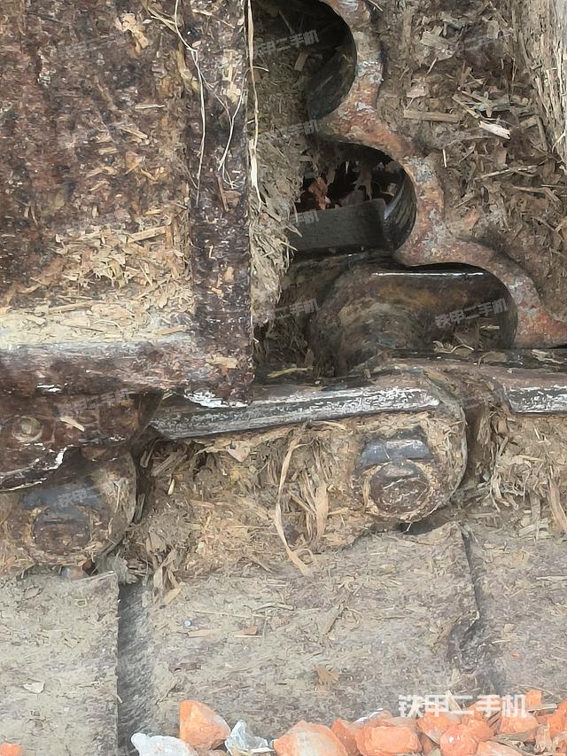 單側(cè)履帶整體（整機(jī)外觀）