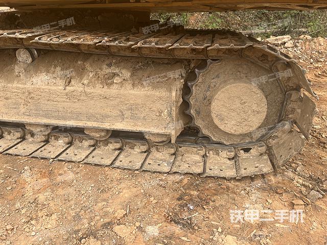 單側(cè)履帶整體（整機(jī)外觀）